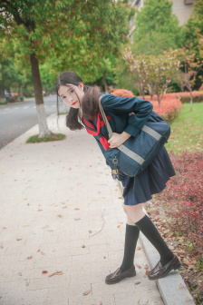 《女教师3》在线播放
